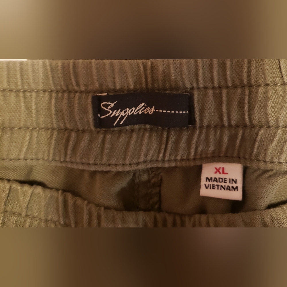 Supplies Women's Olive Cargo Pants - Picture 4 of 4